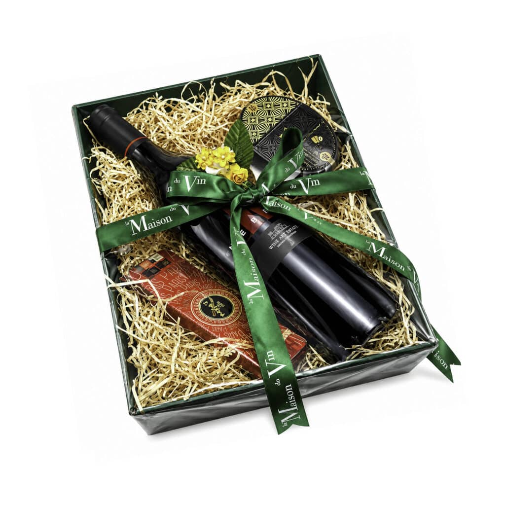 Neebio Red Greek Wine Gift Tray with Chocolates | La Maison du Vin Cyprus
