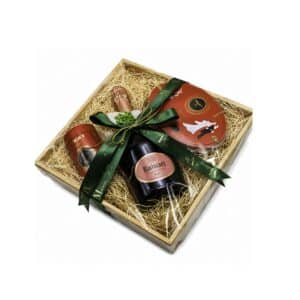 Luxury wooden square gift tray with Ruinart Rosé Champagne and Maxim’s de Paris chocolates by La Maison du Vin Cyprus