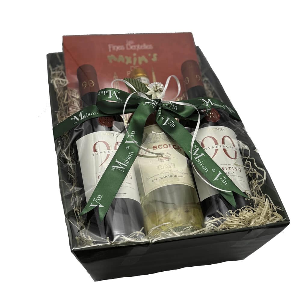 GIFT TRAY 2 PRIMITIVO 1 GAVI & MAXIMS CHOCOLATES - corporate gift idea - Christmas gifts - birthday gift - wine hamper - wine tray - la maison du vin