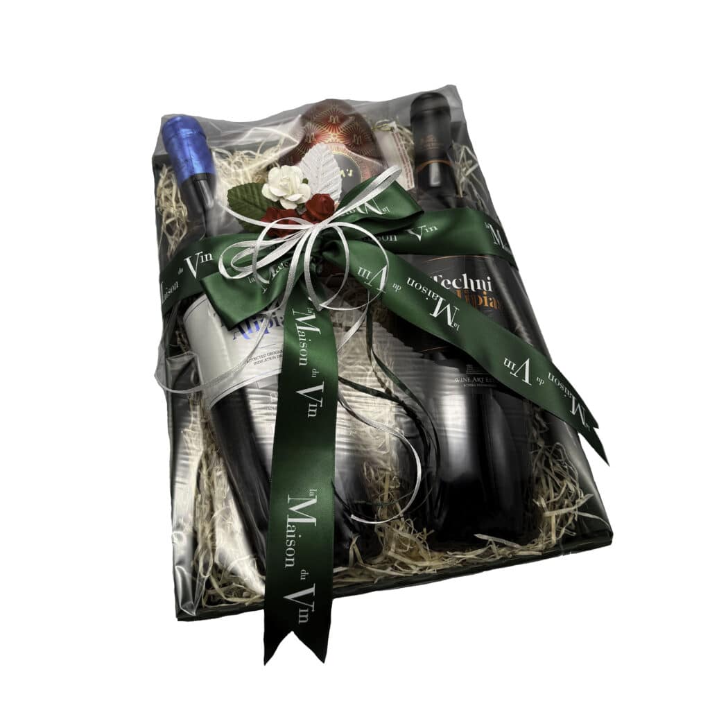 EASTER GIFT, EASTER BASKET CYPRUS, Perfect for gifting or indulging in a premium Easter experience! Corporate gifts cyprus, la maison du vin -Wineart – Wine Art Estate – Κτήμα Τέχνη Οίνου