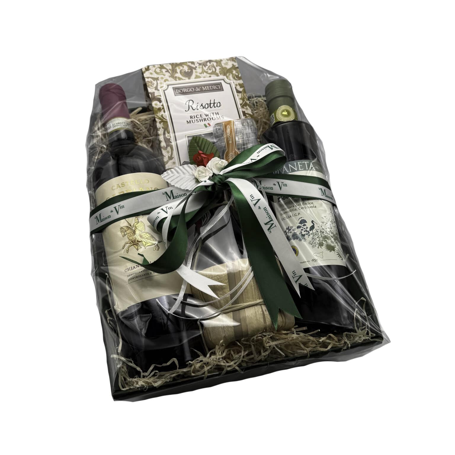 GIFT TRAY WITH 1 CHIANTI CLASSICO GABBIANO & GOURMET ITEMS- italian basket , italian gourmet basket, gourmet hamper. la maison du vin
