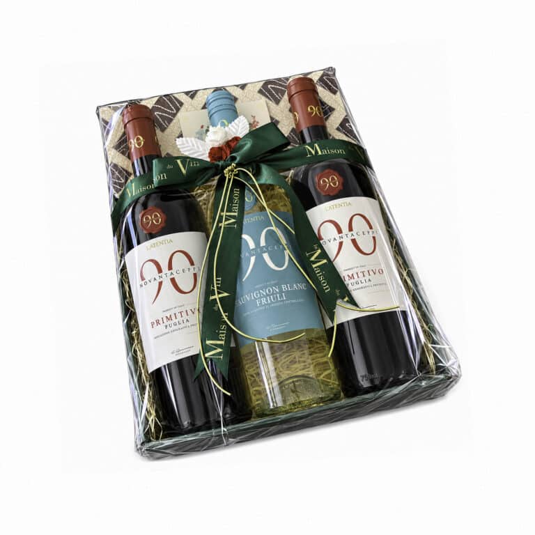 Luxury Italian wine gift tray with premium wines, biscuits, and Maxim’s de Paris chocolates by La Maison du Vin Cyprus