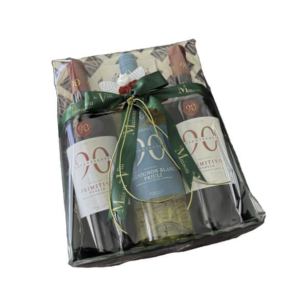 GIFT TRAY WITH 2 PRIMITIVO + 1 SAUVIGNON BLANC LATENTIA AND BISCUITS - corporate gifts - christmas gifts - birthday wine gift idea - la maison du vin