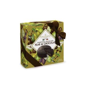 Tuscan Pear & Chocolate Cake – Artisan sponge cake with pieces of pear and dark chocolate from Borgo de Medici