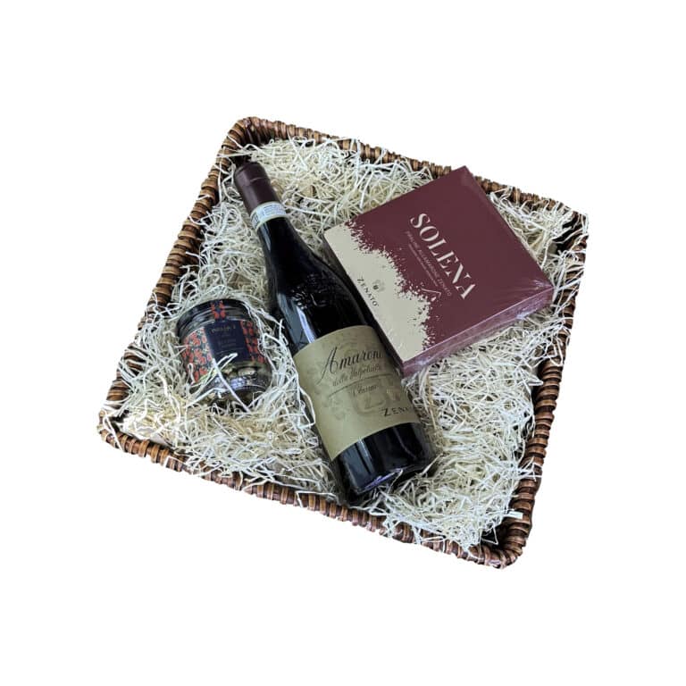 GIFT BASKET WITH 1 AMARONE ZENATO, NUTS & Amarone CHOCOLATES