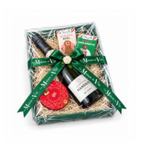 Gift tray with Mandois Origine Champagne and Maxim’s milk chocolates from La Maison du Vin Cyprus